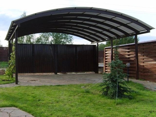 Навес из поликарбоната арочный для дачи Навес из поликарбоната арочный для дачи