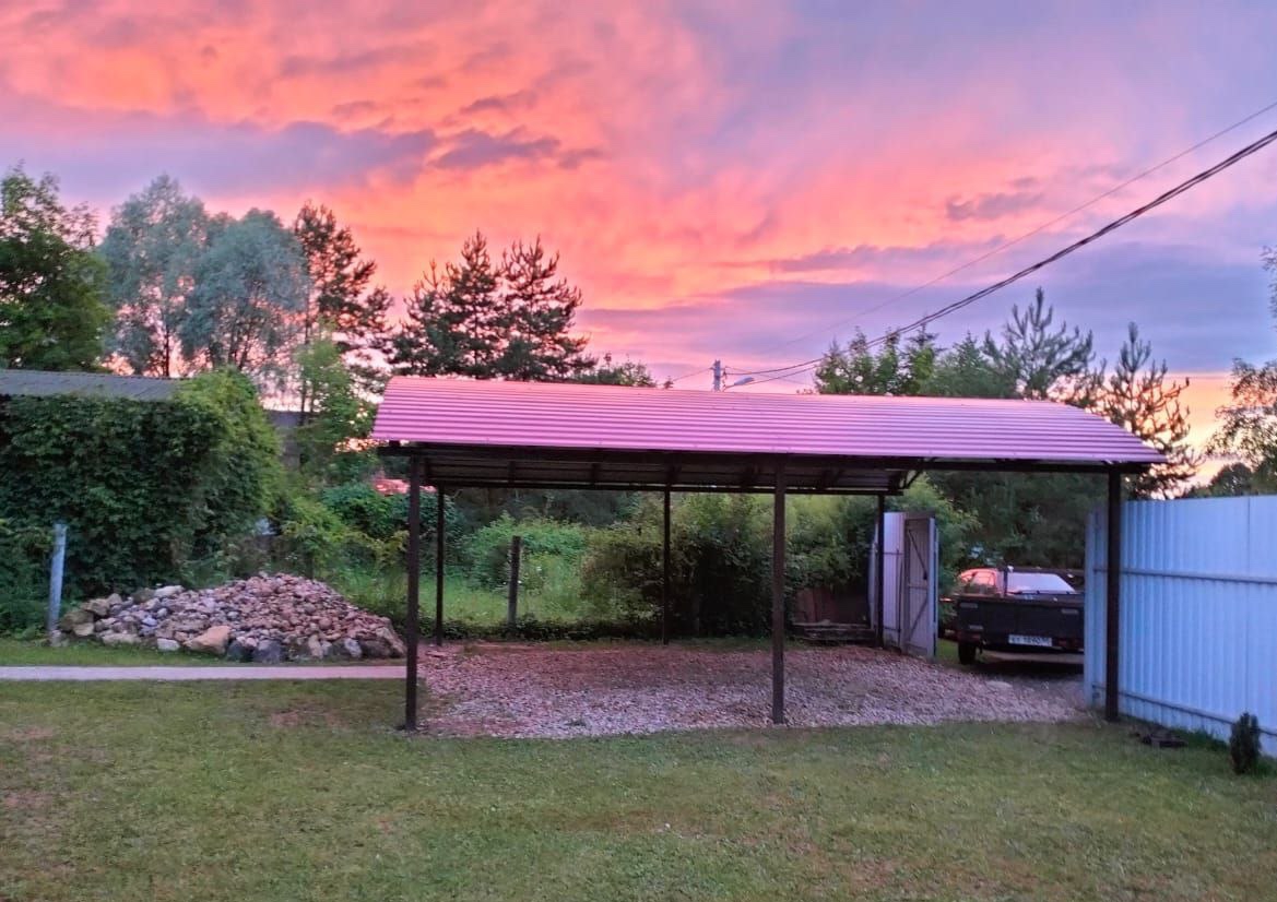 Хай-тек автонавес из поликарбоната для парковки