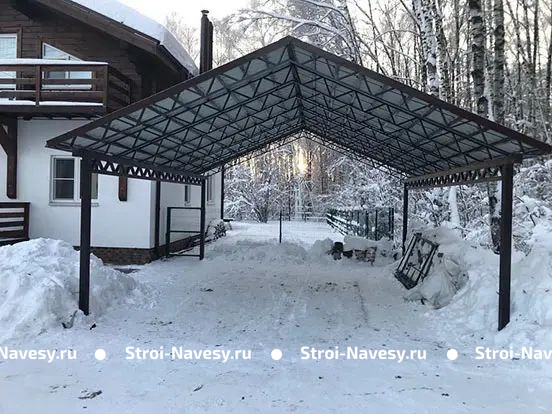 Навес из профлиста двускатный для авто Навес из профлиста двускатный для авто