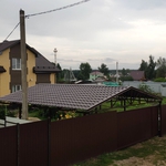 Навес из металлочерепицы двускатный для дачи