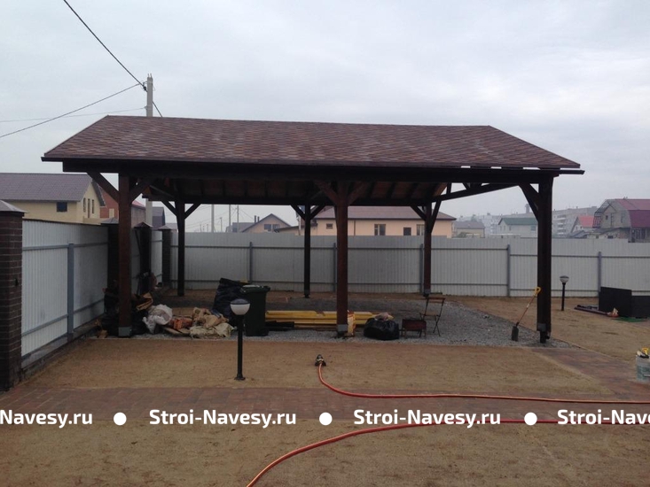 Навес из гибкой черепицы двускатный для дачи