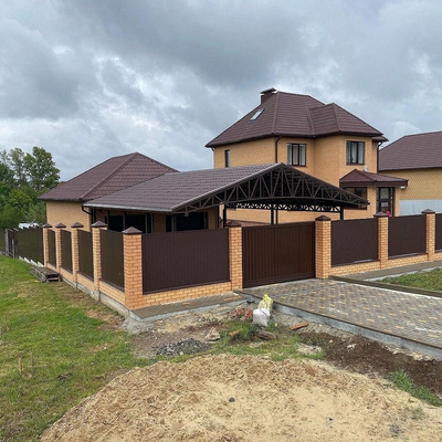 Навес из металлочерепицы двускатный для авто