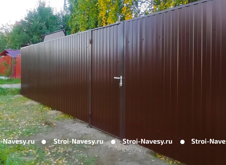 Забор из профнастила эконом Забор из профнастила эконом
