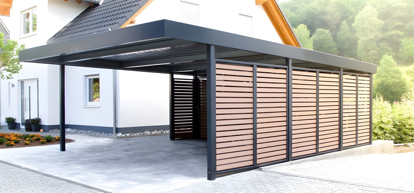 Арочный автонавес с поликарбонатом для дачи